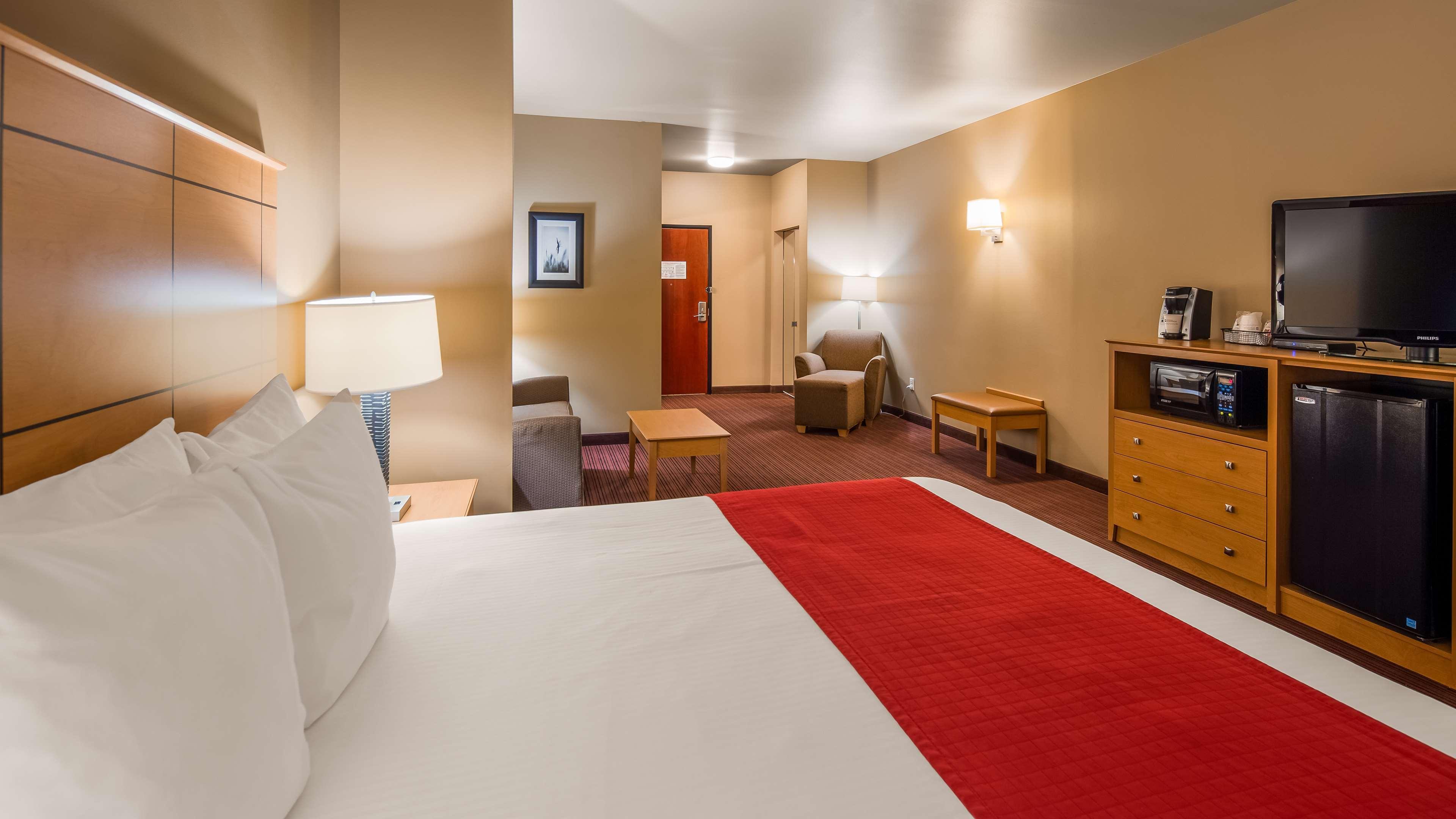 Best Western Golden Prairie Inn And Suites Sidney Eksteriør billede