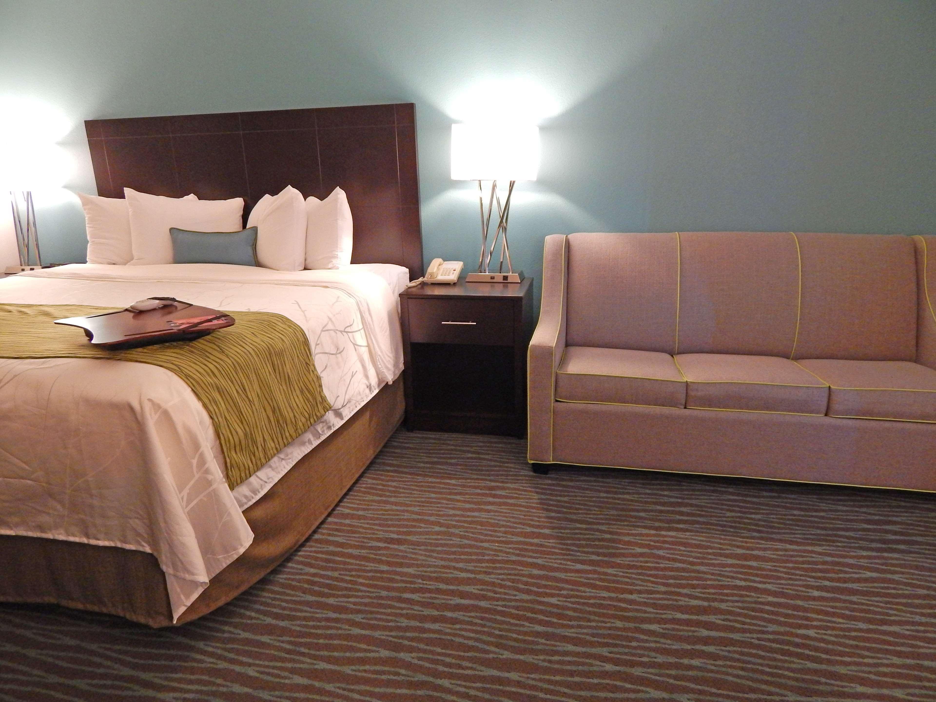 Best Western Golden Prairie Inn And Suites Sidney Eksteriør billede