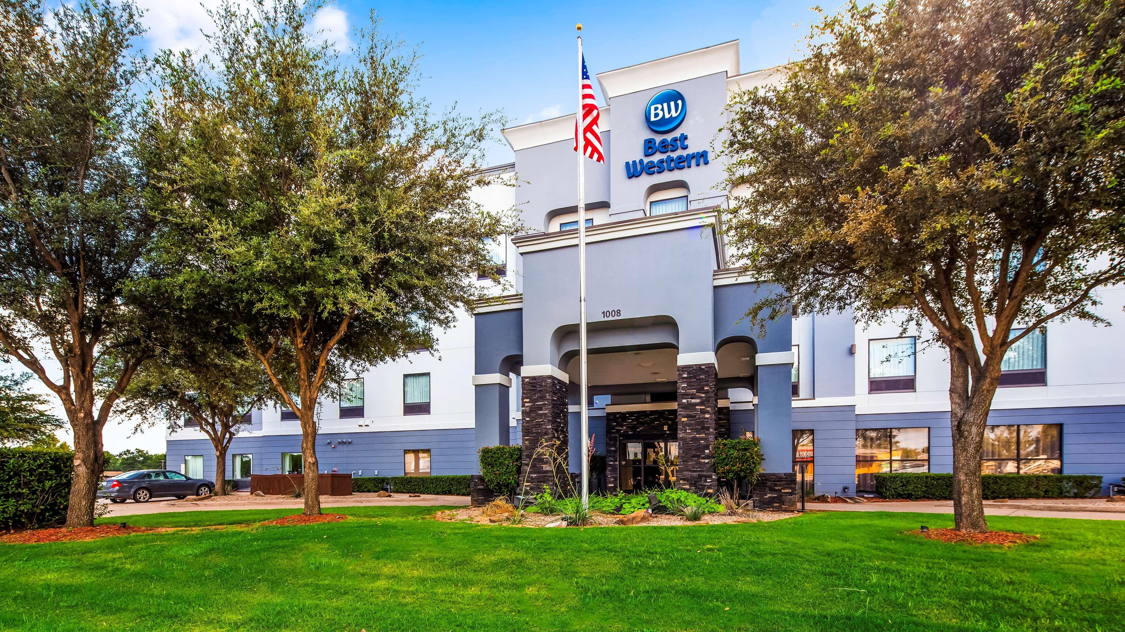 Best Western Golden Prairie Inn And Suites Sidney Eksteriør billede
