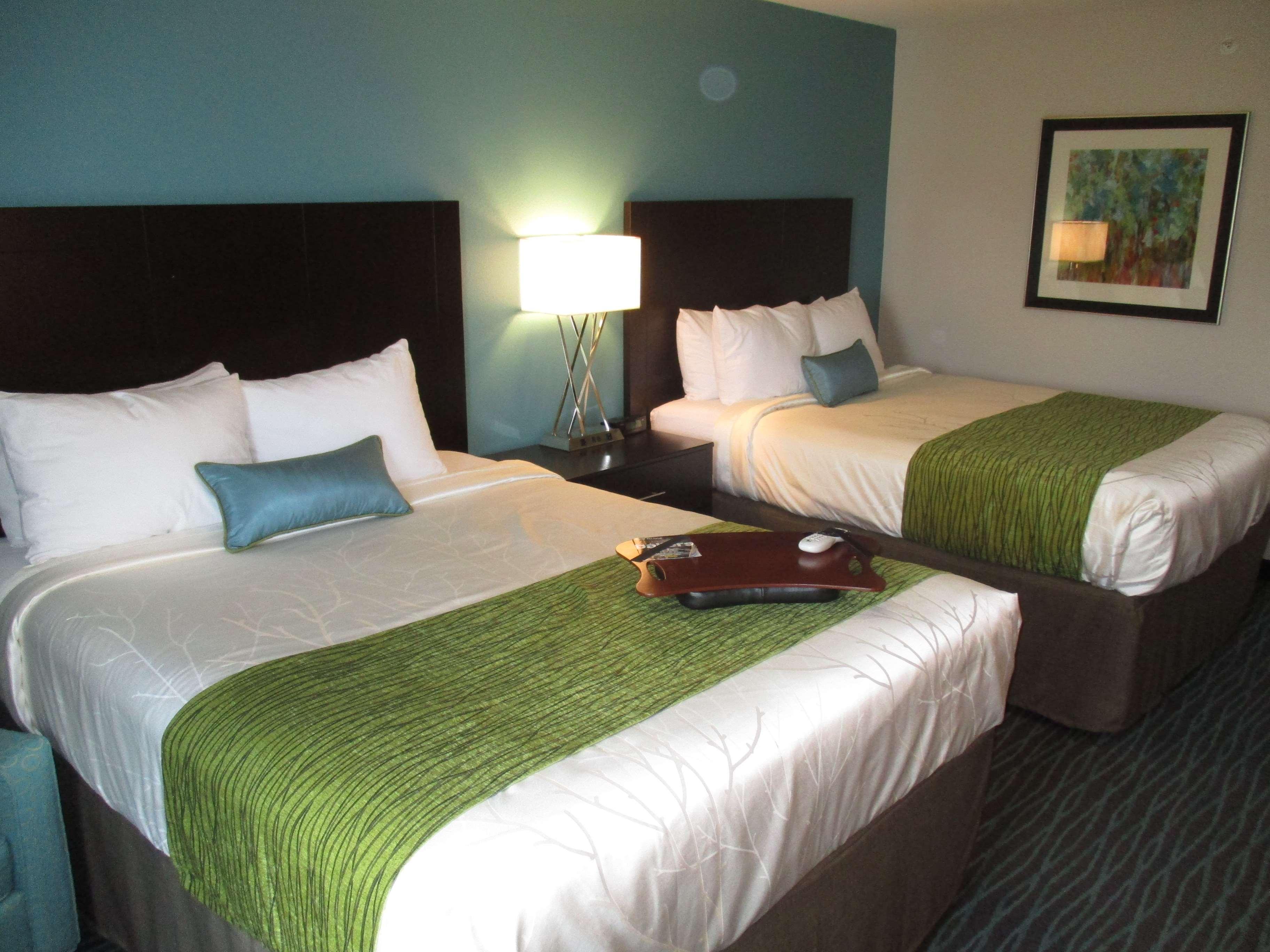 Best Western Golden Prairie Inn And Suites Sidney Eksteriør billede