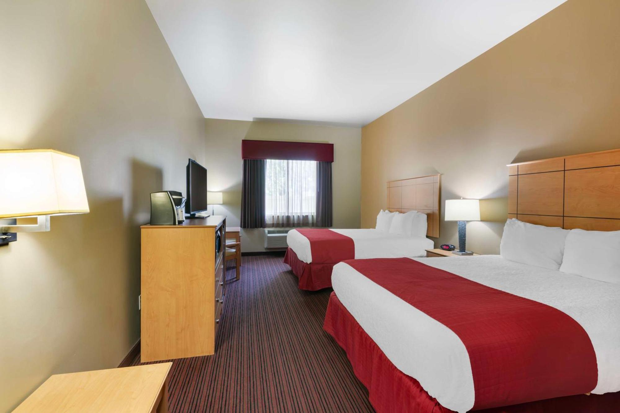 Best Western Golden Prairie Inn And Suites Sidney Eksteriør billede