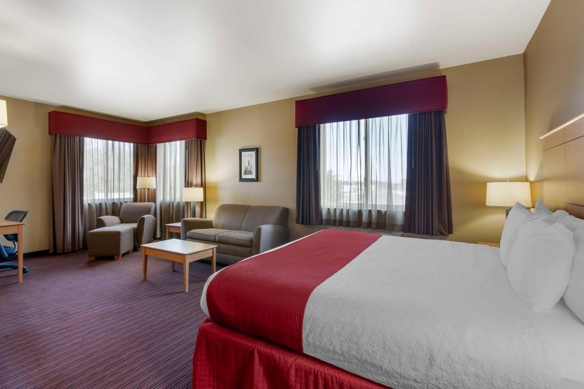 Best Western Golden Prairie Inn And Suites Sidney Eksteriør billede